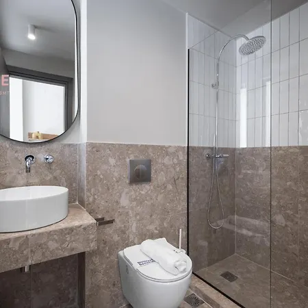 Philus, Nilie Hospitality Mgmt Apartament