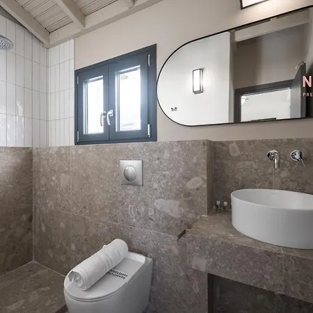 Philus, Nilie Hospitality Mgmt